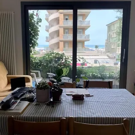 Bilocale Vista Mare Cattolica