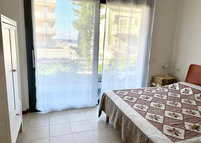 Bilocale Vista Mare 아파트